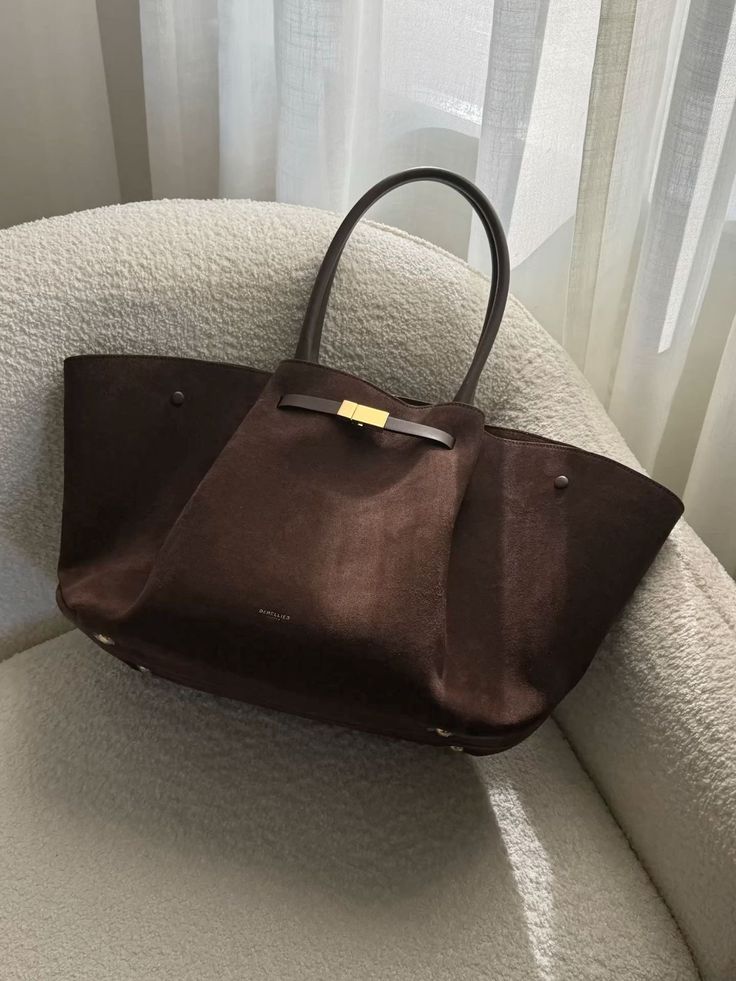 The Tote Edit