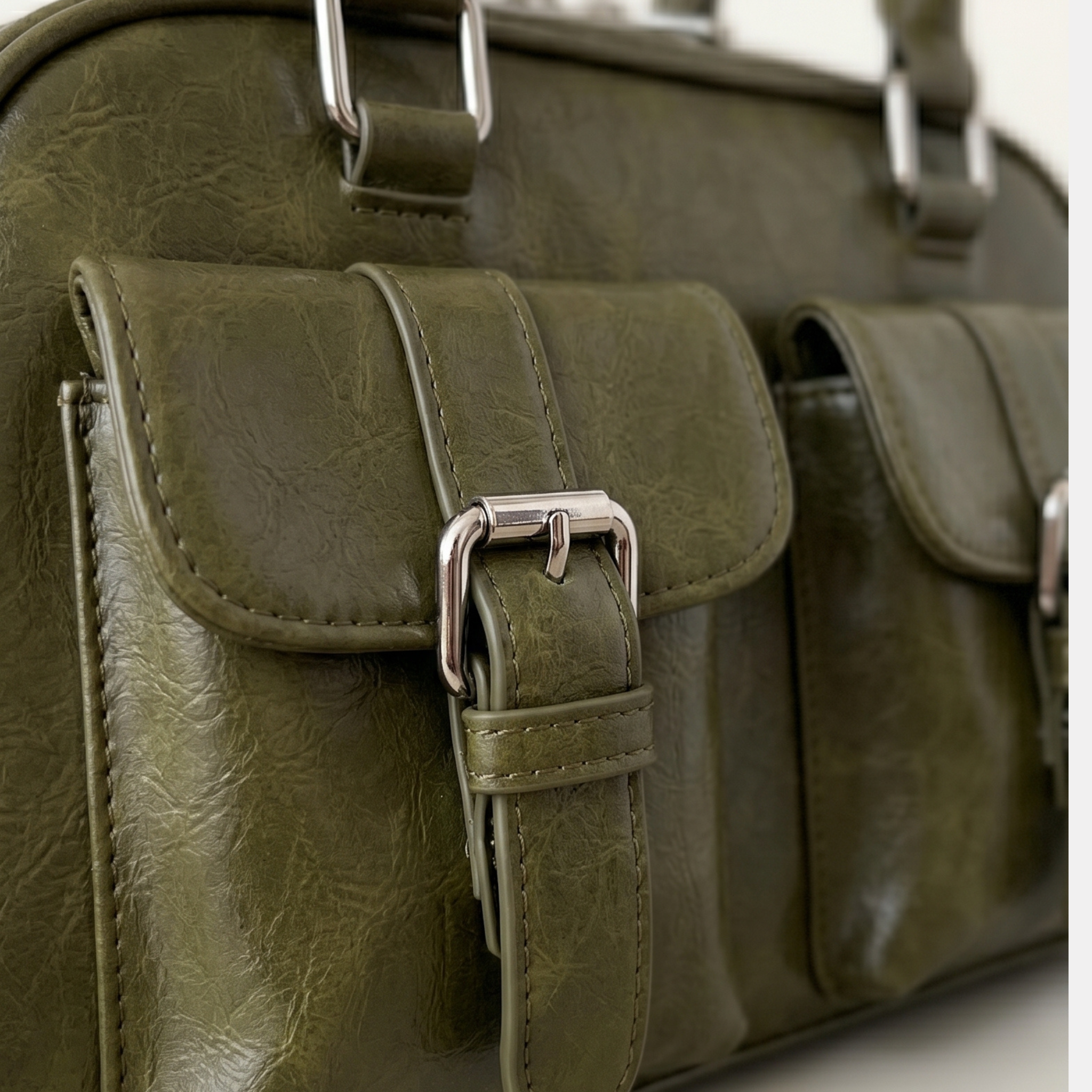 The Aria Carryall