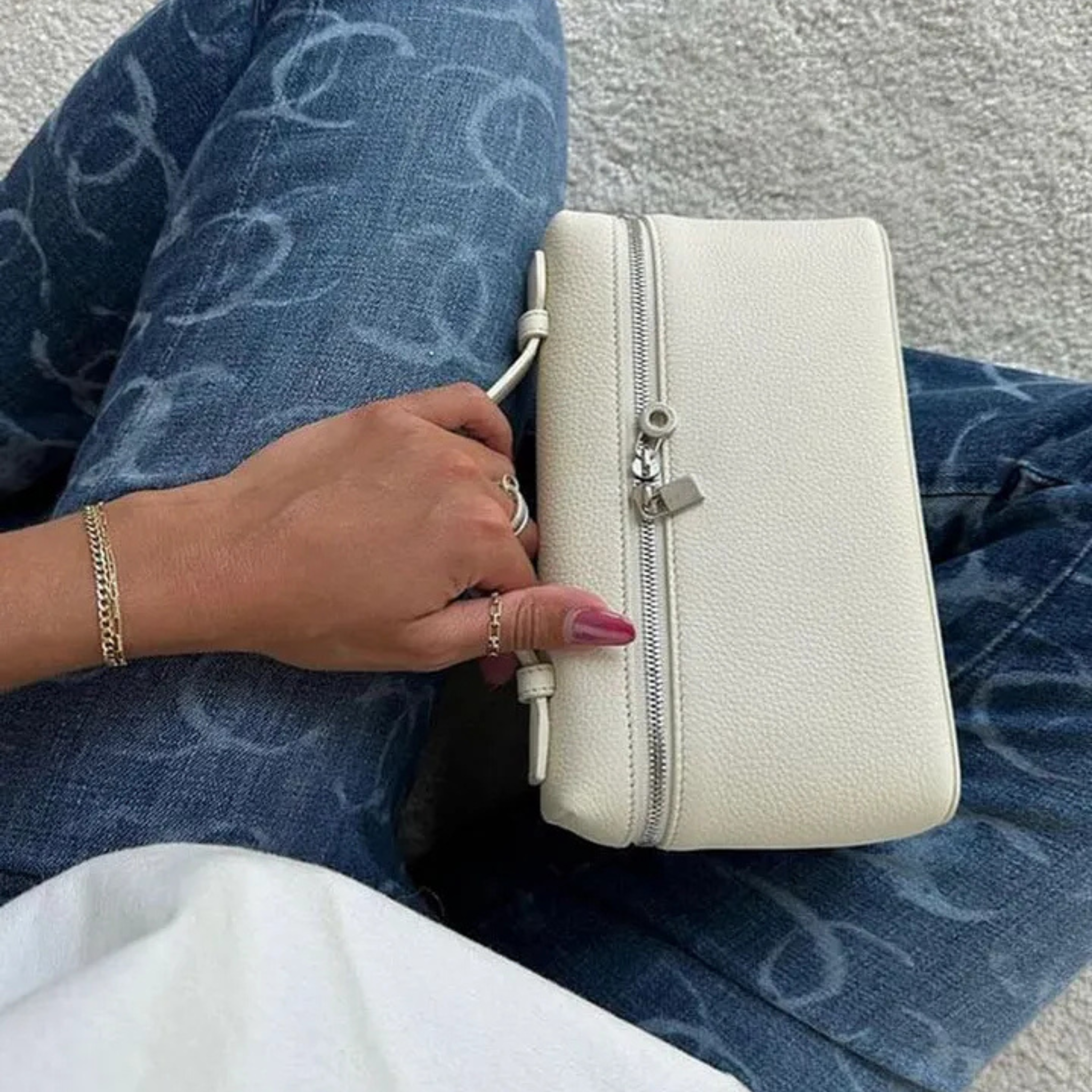The Noir Essential Crossbody