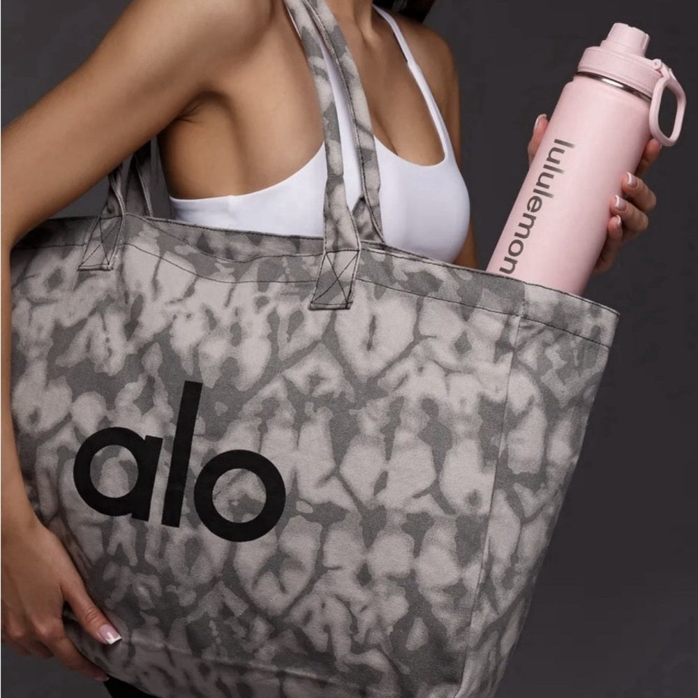ALO Yoga Gray Women's Tote Bag