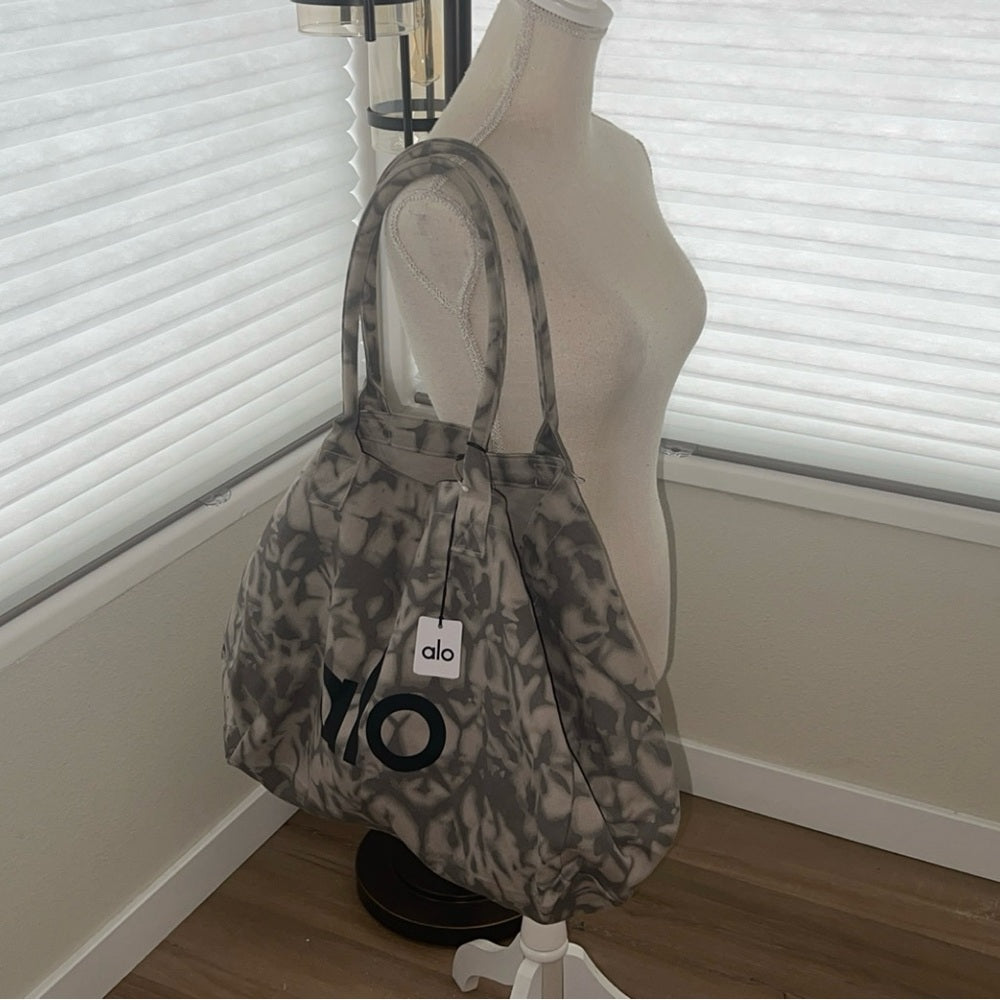 ALO Yoga Gray Women's Tote Bag